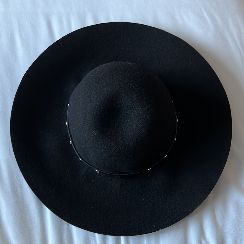 🦋 3 for $20 Charlotte Russe Floppy hat